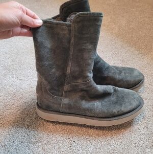 Ugg Avery Short II Womens Classic Boots Size 7